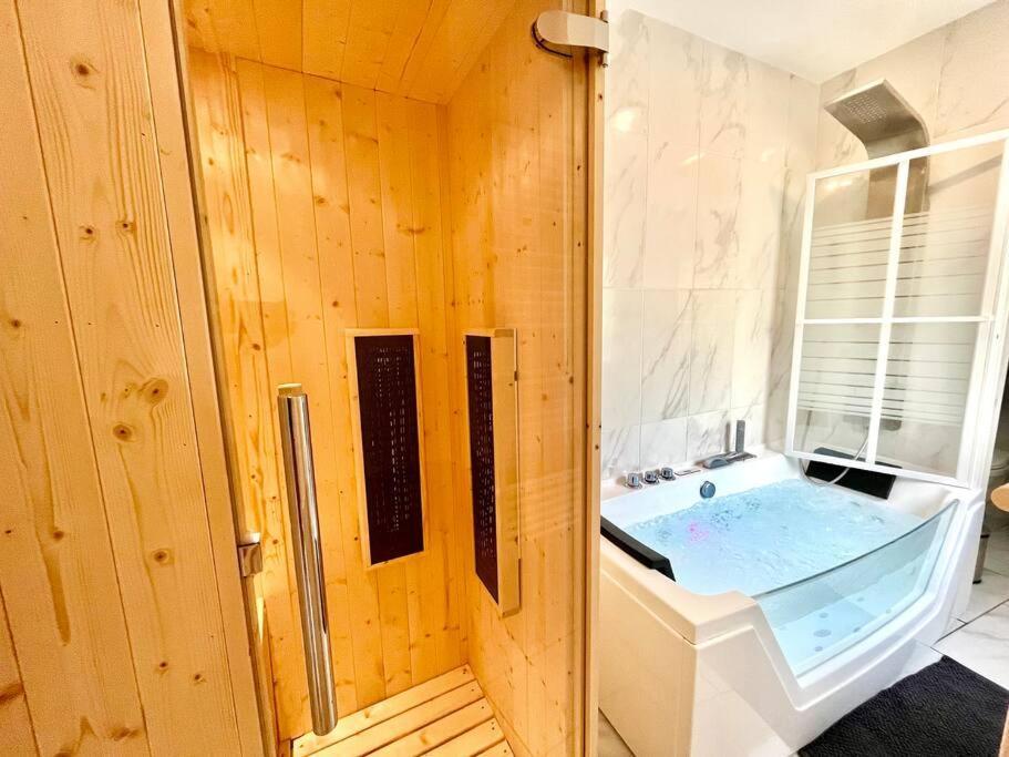 Splendide Cocon Sauna & Balneo Reims Bagian luar foto